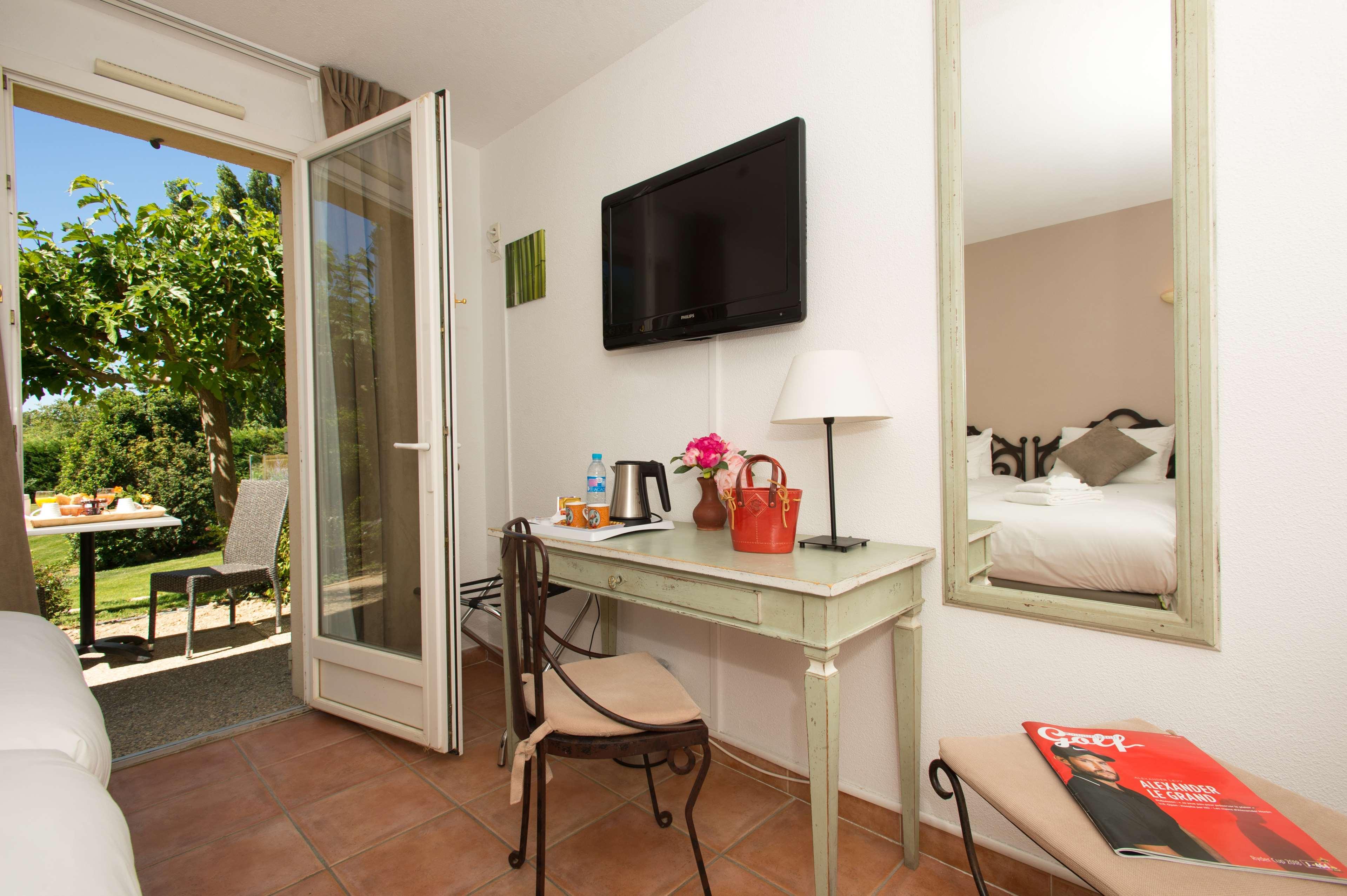Best Western Hotel Aurelia Maussane-les-Alpilles Exterior photo